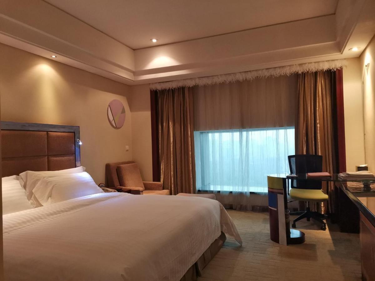 Daysun International Hotel Guangzhou Eksteriør billede